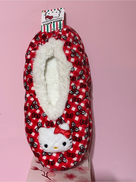 Hello Kitty Shoes - Hello Kitty Slippers
